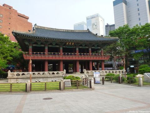 普信閣