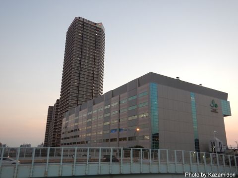 新子安駅あたりの夕景