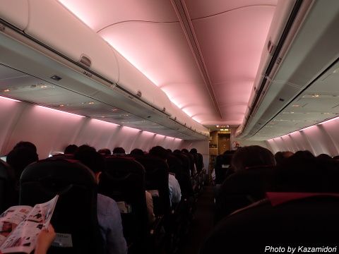 満席の機内