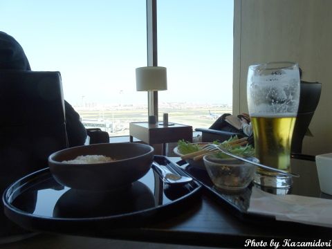 キャセイパシフィックのラウンジ