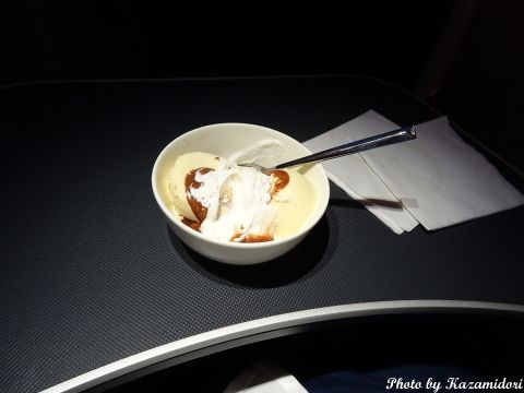 デザートのアイスクリーム